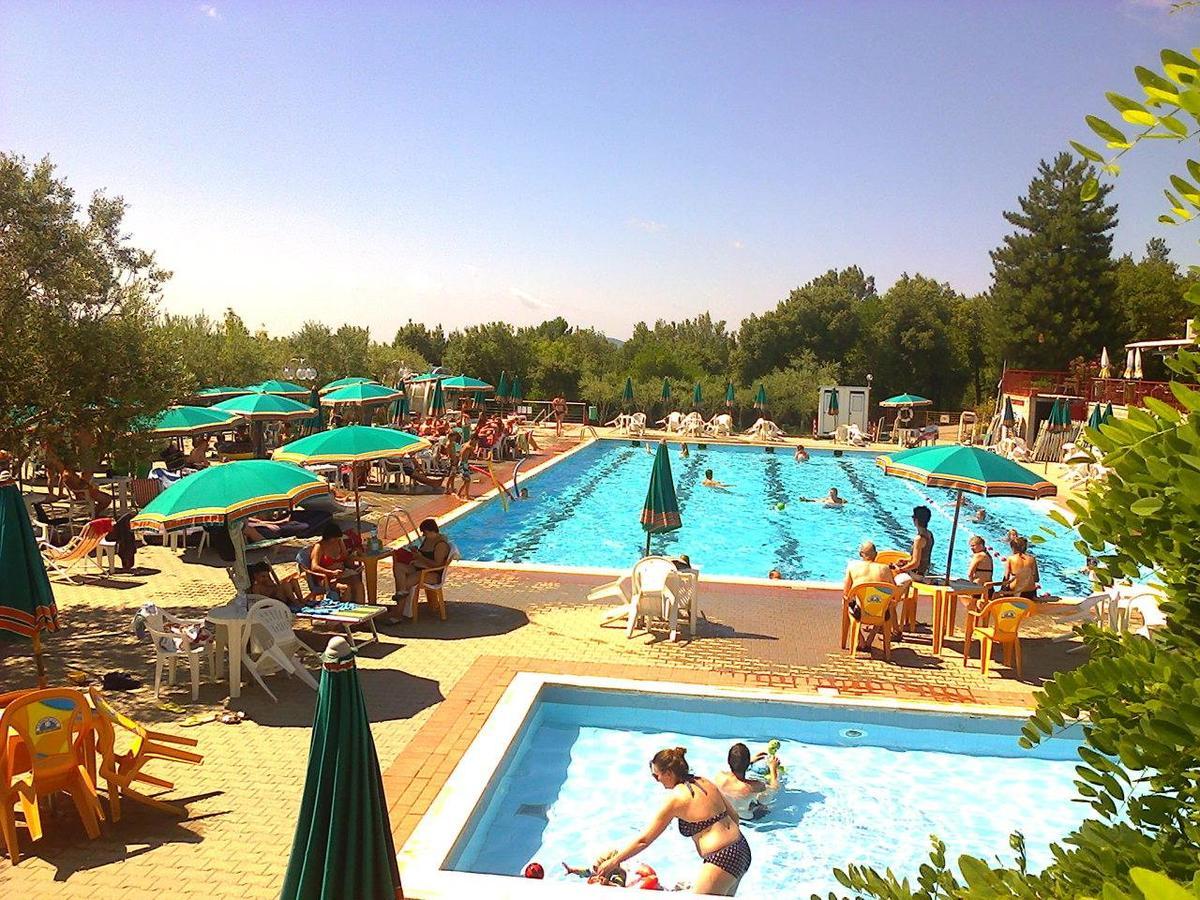Camping Le Soline Casciano Di Murlo Exterior foto